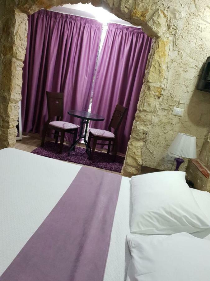 Ahiram Hotel Byblos Exterior photo